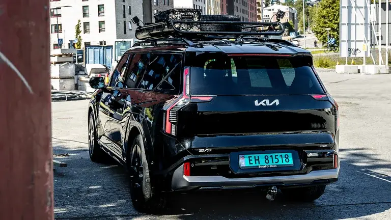 kia_ev9_varebil_aurora_black