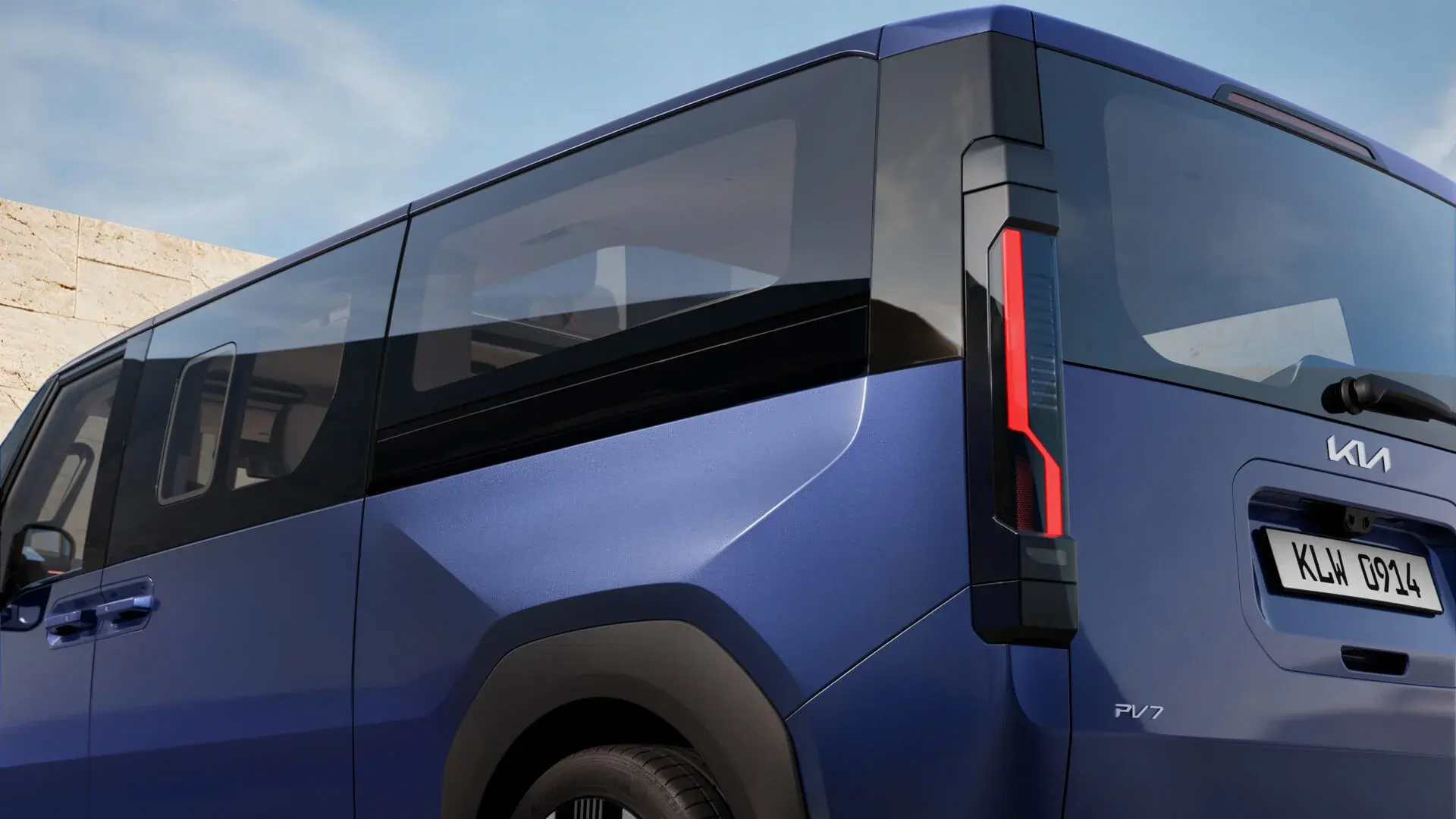 kia_lw1_pass_2-2-3-eu_ext_005_taillight-1
