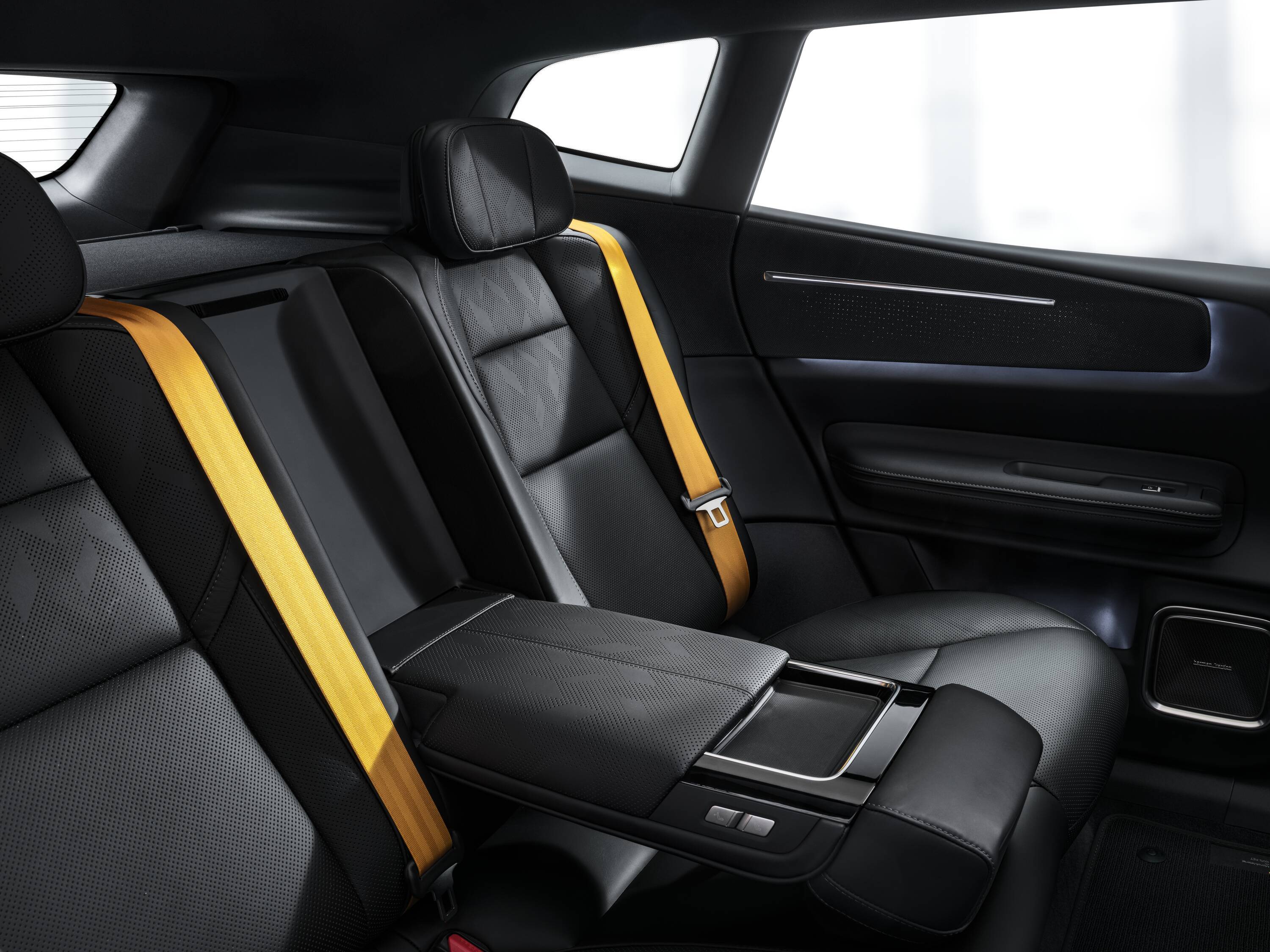 Polestar-260701-3391_v003