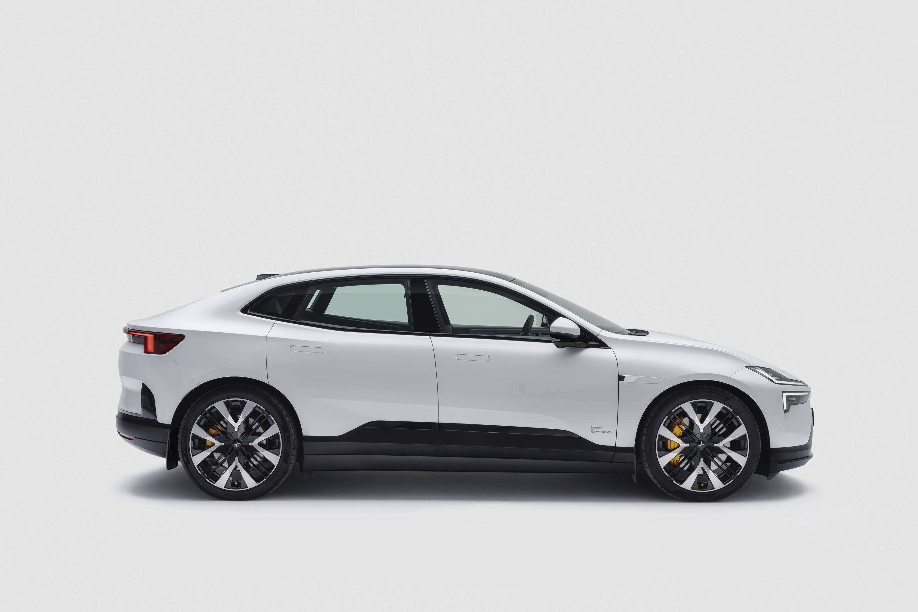Polestar4_side_2
