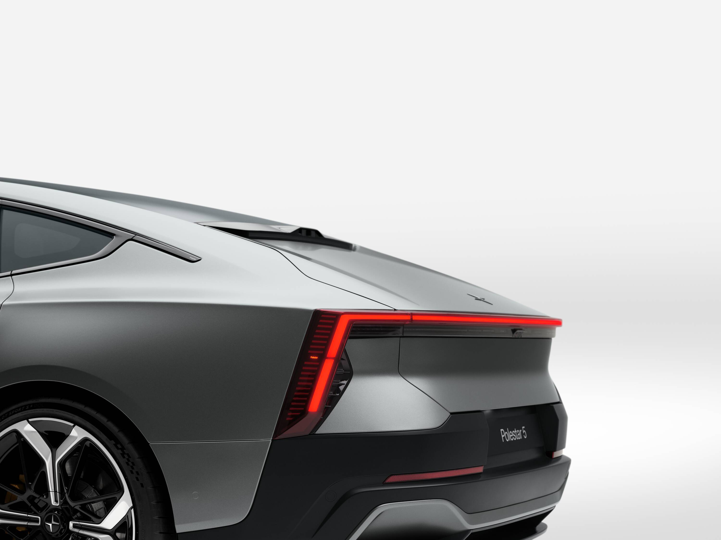 Polestar-250507-5540_v002