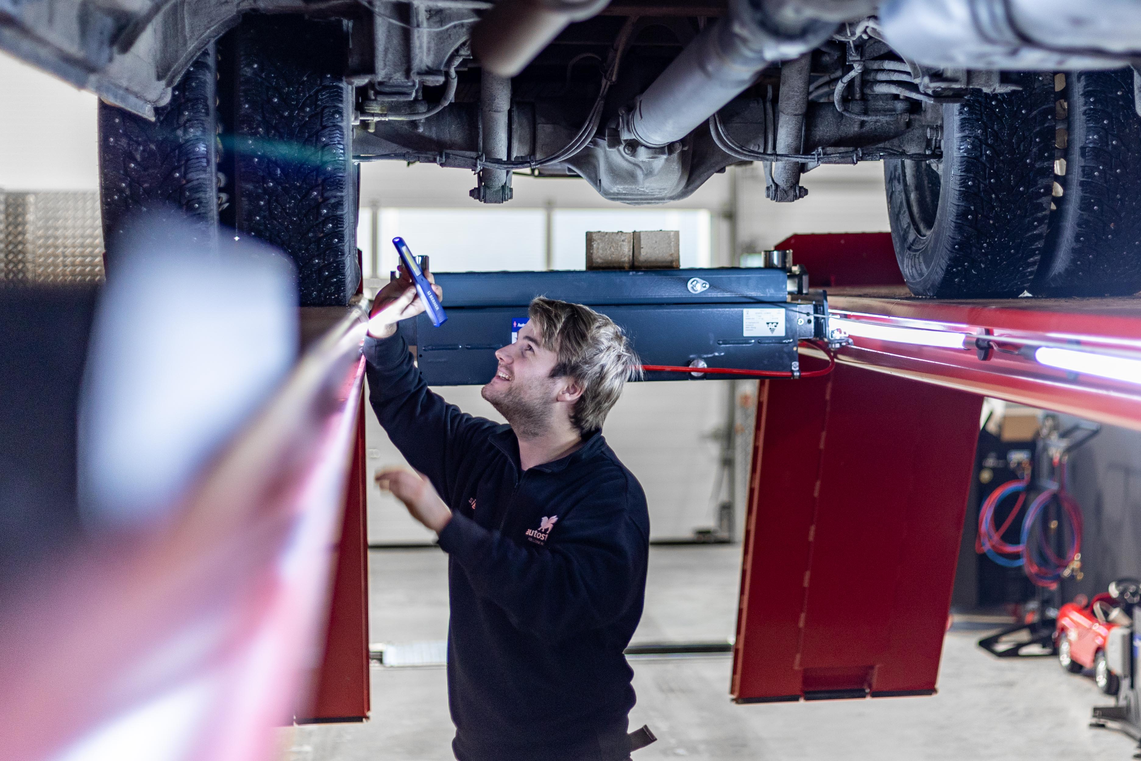 Mercedes-Benz Service