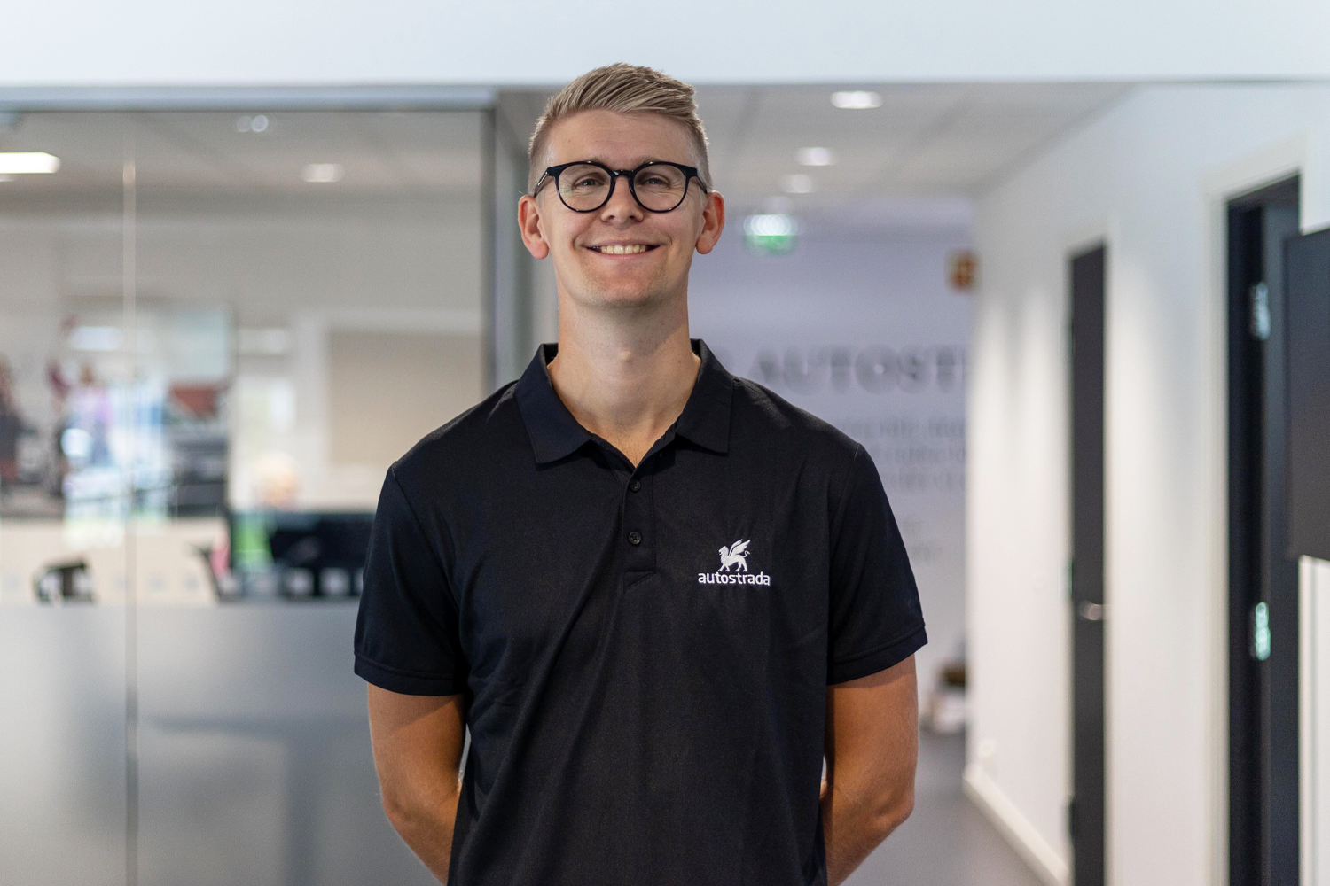 Andreas Fahre til web